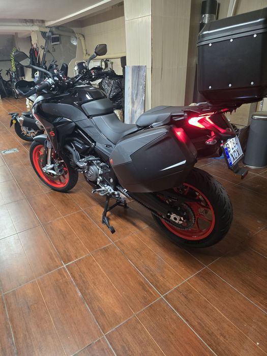 Ducati Multistrada V2S 2024