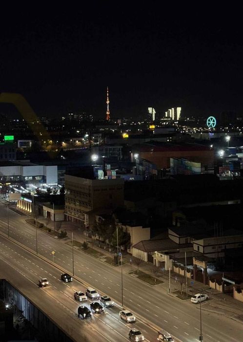 Продаётся квартира 2/12/16 в 
ЖК "Oz Makon"
Мирабадский район 
Ор-р: П