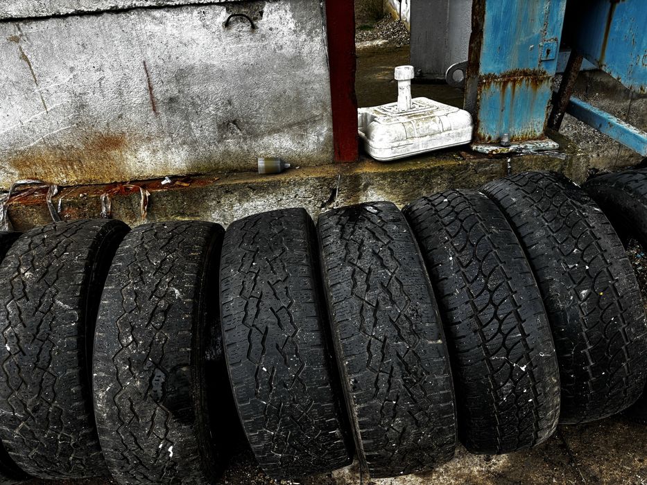 Бусови гуми 4 броя