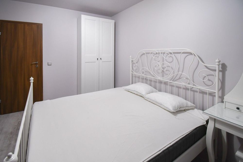 Дава се под наем Двустаен апартамент в София, Студентски град - 72 кв.м за 700 € - Снимка #3