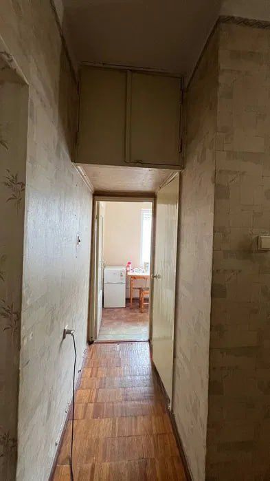 Продается 1/5/5 Кушбеги общ.пл 38м2