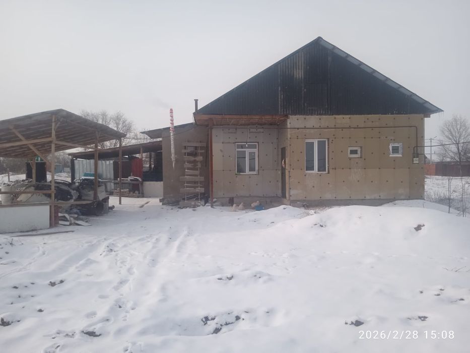 Продам дом в черновом виде