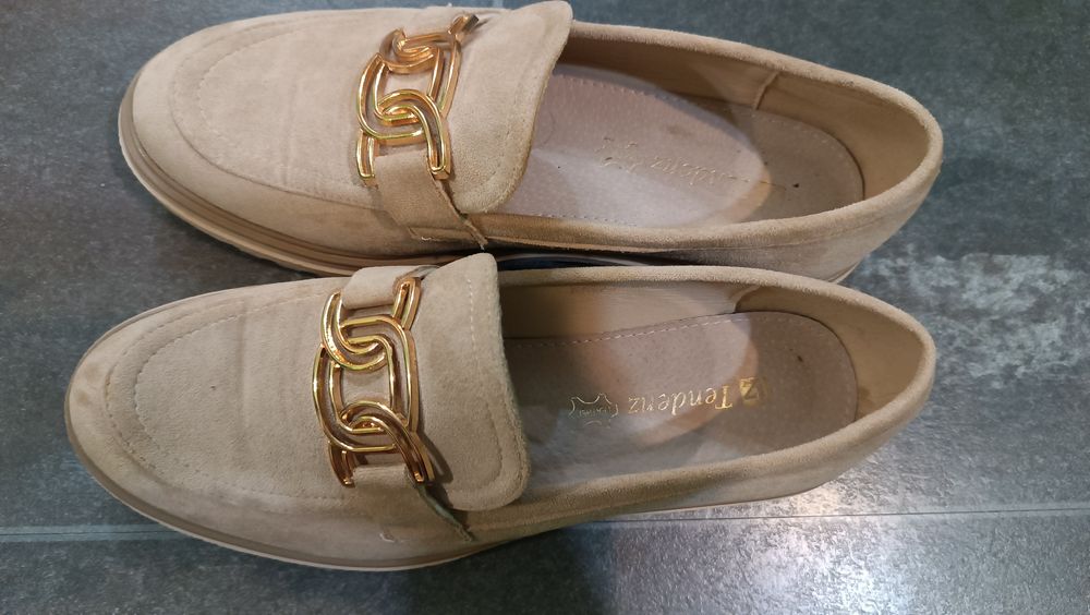 Продавам нови мокасини