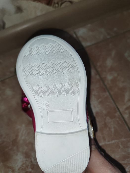 Туфли на девочку