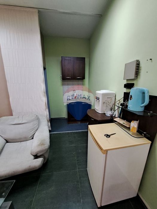 Дава се под наем Офис в Варна, Лятно кино Тракия - 45 кв.м за 255 € - Снимка #8