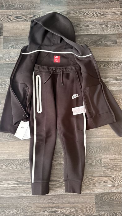 Екип Nike tech 128 Нов