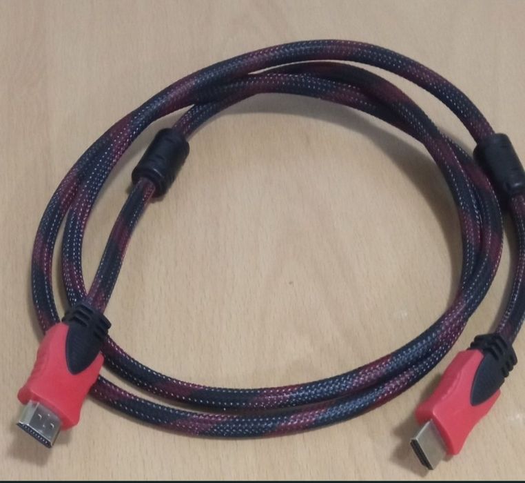 Vând Cablu HDMI HDMI