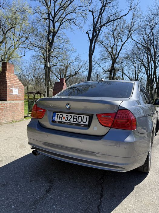 BMW seria 3 E90 Facelift