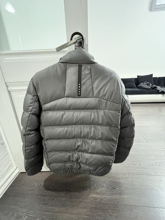 Зимняя куртка (бомбер)