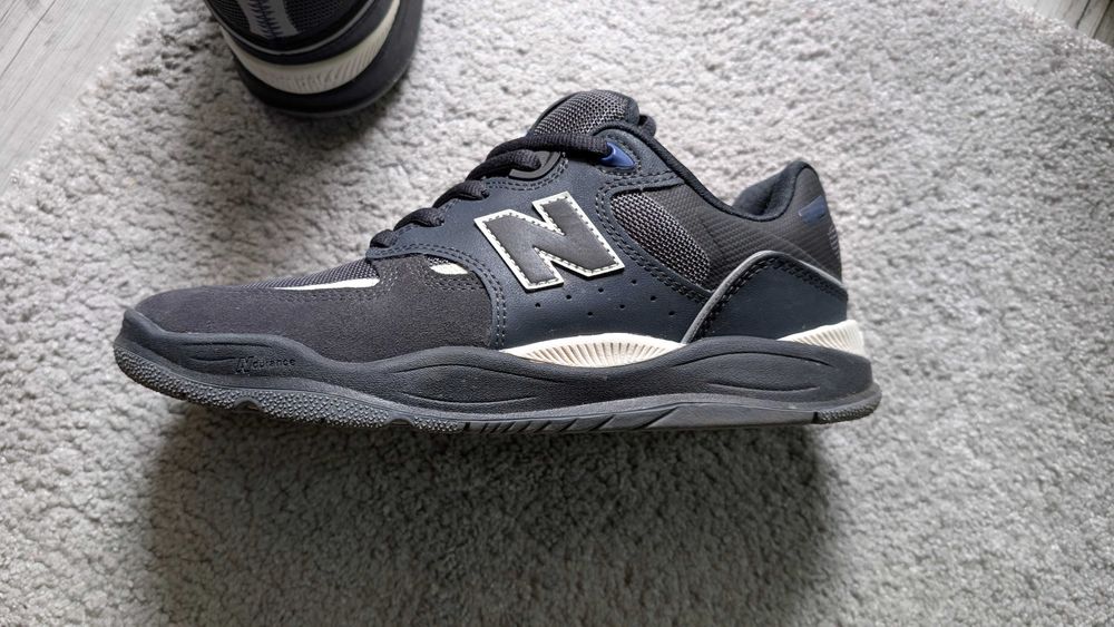Маратонки New Balance SportStyle NM1010UR Черни размер 41.5