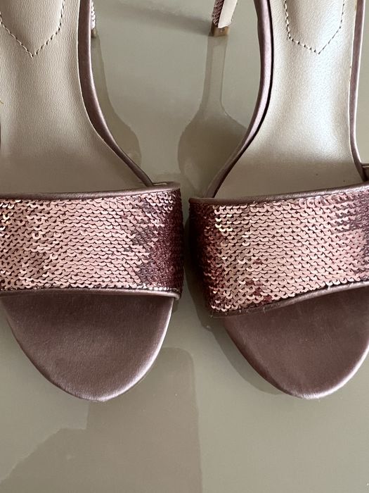 Vand sandale elegante , cu paiete  auriu roze, Aldo