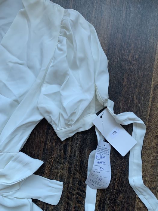 Rochita de vara superba alba noua