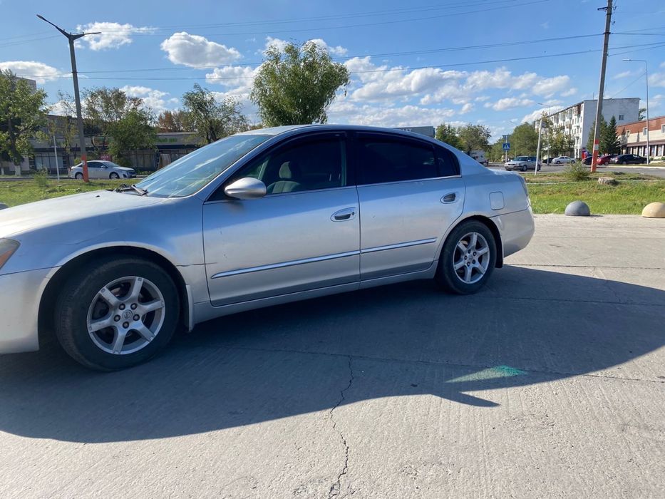 Ниссан Алтима 2002 года