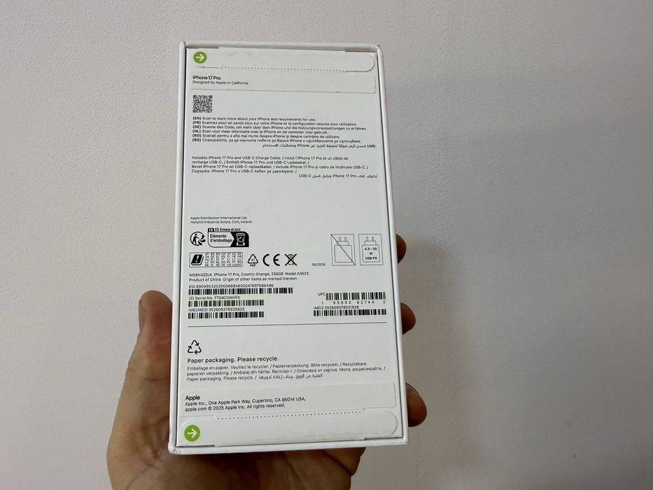 Iphone 17 Pro, 256 GB, Cosmic Orange, nou la cutie