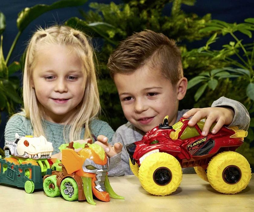 Кола с пара звук и светлини Огнено Ледено чудовище Бъги - 2 вида