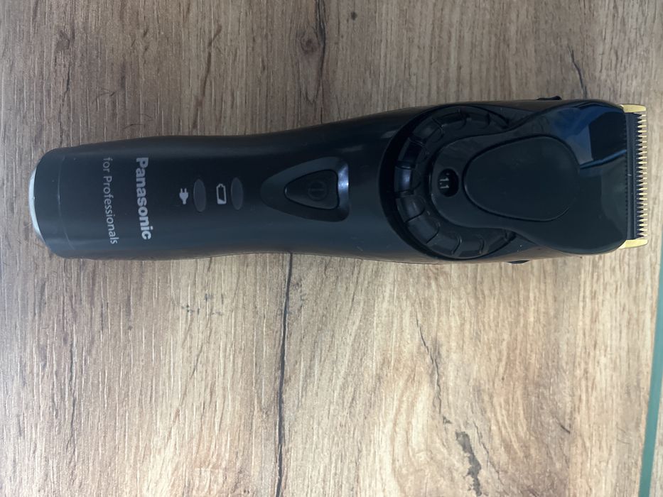 Професионална машинка за подстригване  PANASONIC ER-DGP84