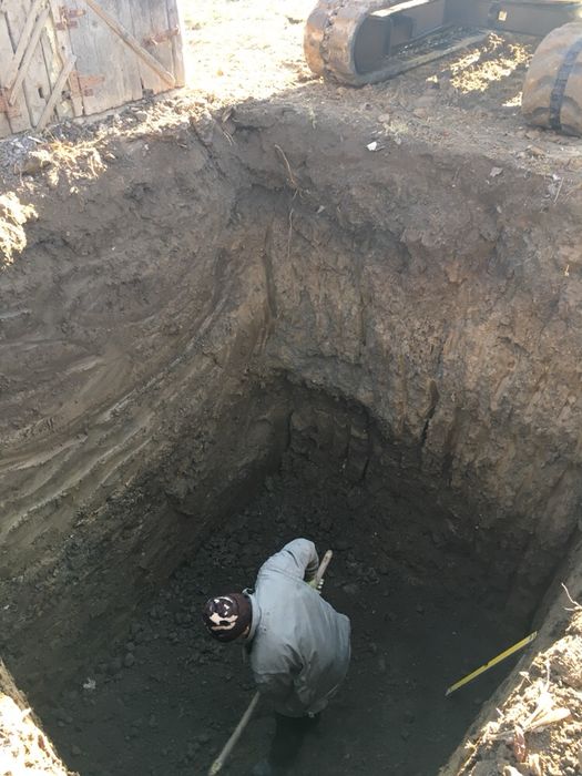 Inchiriez Buldoexcavator Miniexcavator Buldo Pamant Excavator Picon