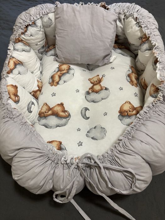 Бебешко гнездо за сън-трансформиращо в килимче за игра