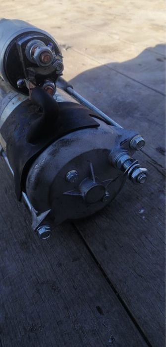 Стартер на трактор JCB