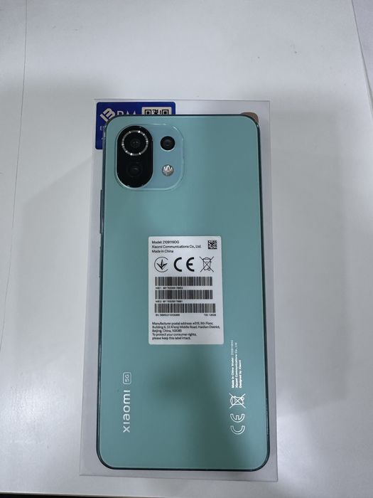 Продаётся Xiaomi Mi 11 Lite 5G NE