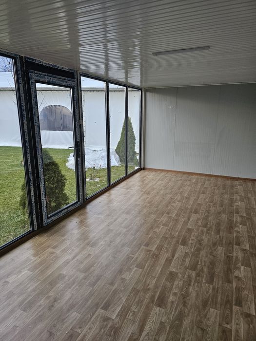 Container modular containere