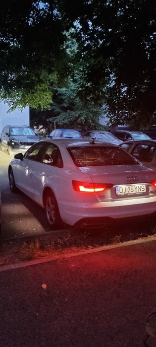 Audi A4 Limuzina 35 TFSI S Tronic MHEV Advanced - GARANTIE