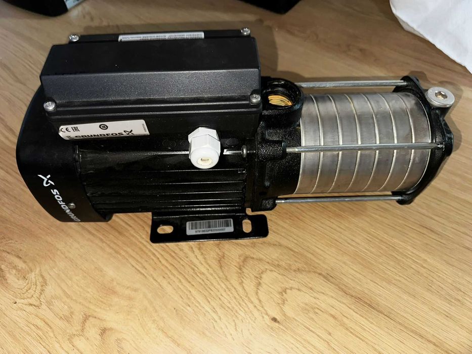 Vand pompă centrifugala Grundfos