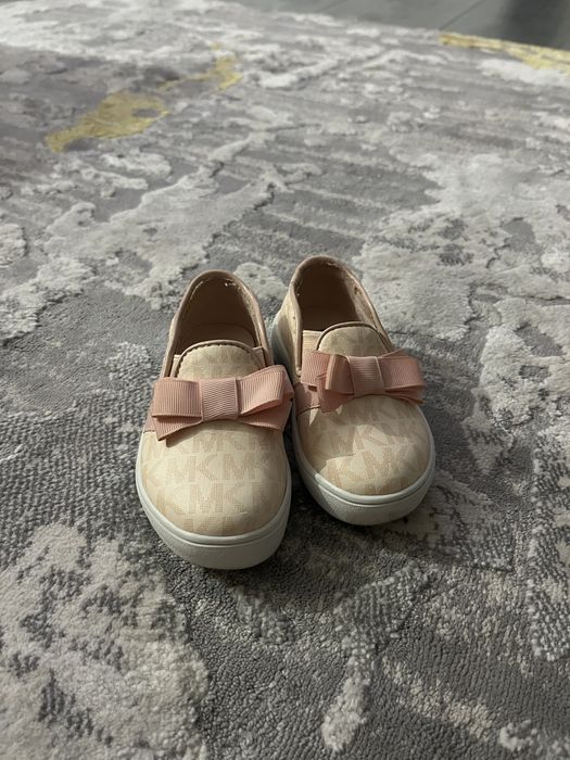 Pantofi Michael Kors 22