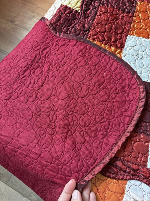 Продам б/у покрывало