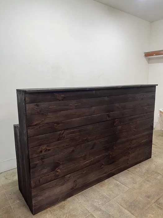 Стойки ресепшн для офиса, салона красоты, магазина, кафе