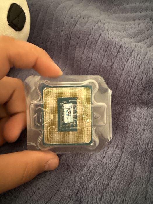 intel core i3-12100f