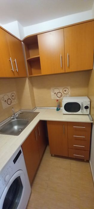 Închiriez garsoniera în zona Craiovei  ,etajul 4 ,