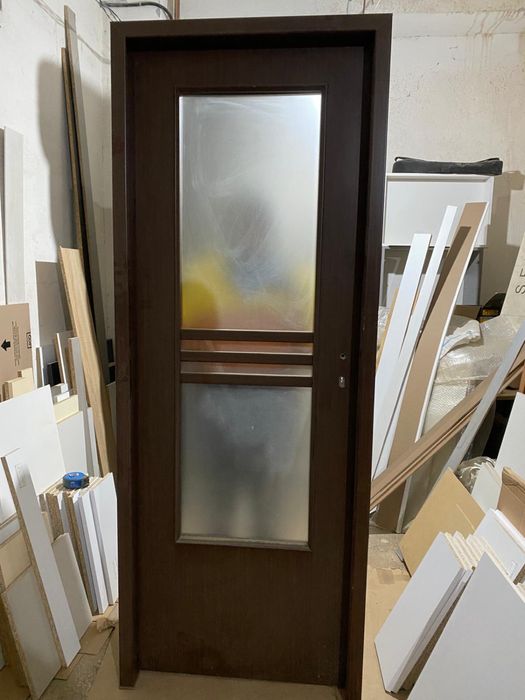 Usa interior cu geam NOUĂ