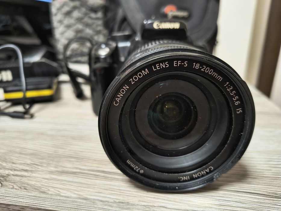 Фотоапарат canon EOS  350d