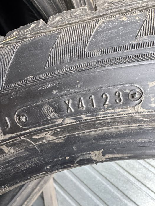 Резина зимняя Dunlop winterMaxx03