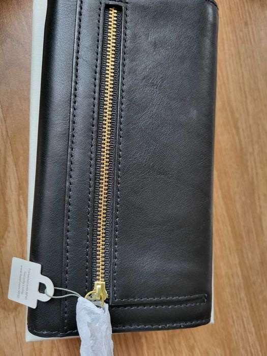 Портфейл на Fossil