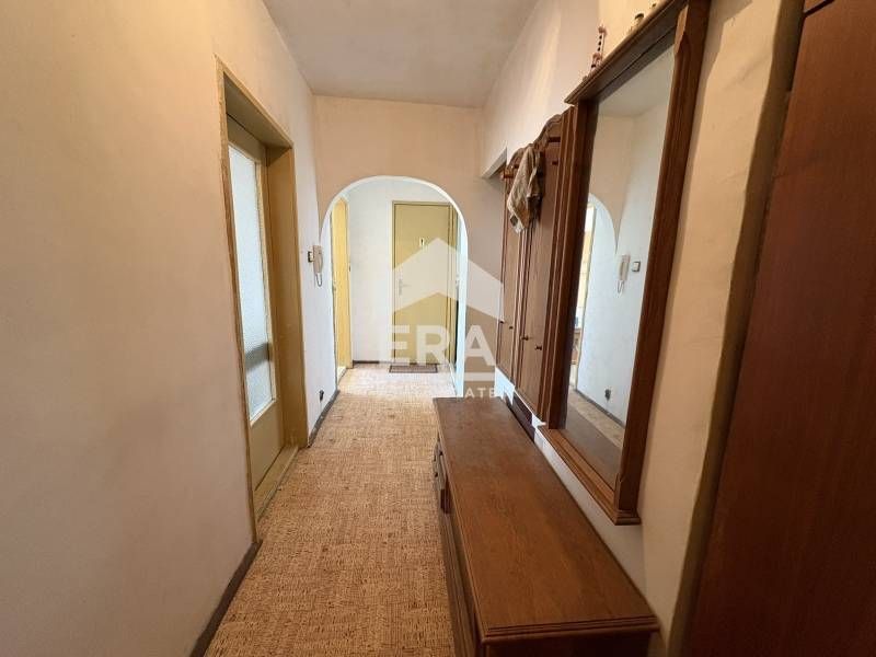 ЕКСКЛУЗИВНО! Четиристаен апартамент за продажба, кв. Владиславово, Вар