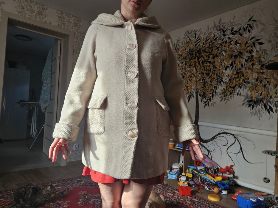 Отдам даром пальто