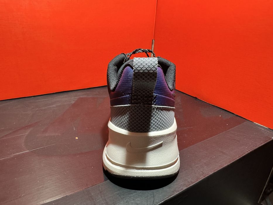 № 44 оригинални Nike Air Max Nuaxis ShoeMag