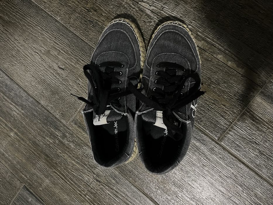 Обувки Calvin Klein, тип еспадрили