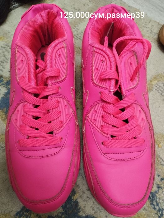 обувь в хорошом состояний.