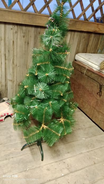 Продам ёлку  в отличном состоянии