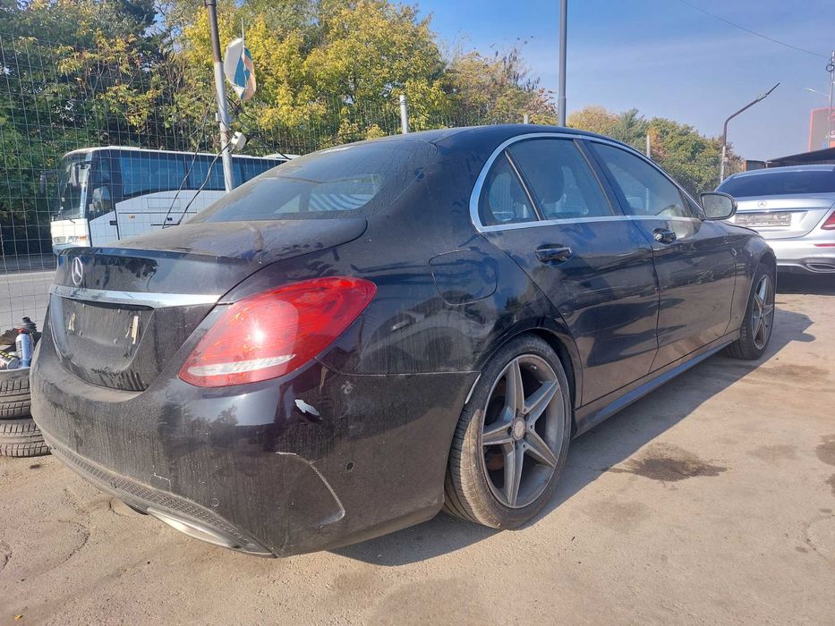 На Части: Mercedes-Benz W205 AMG C200d 136 кс 2015 Двигател на части!