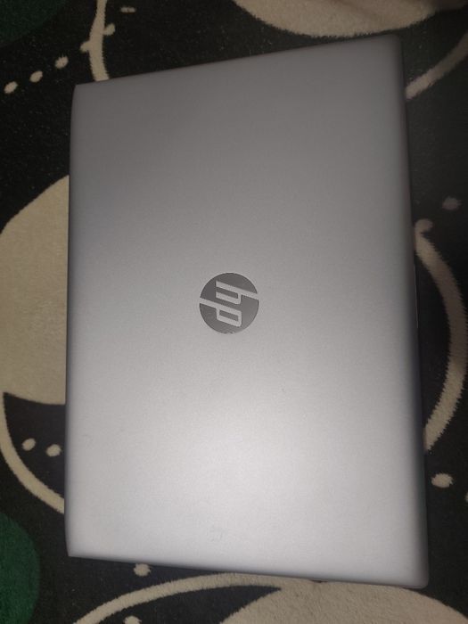Laptop ieftin HP ProBook 450 G5 – i3-7100U / 8GB RAM / SSD 500GB / Tastatură iluminată