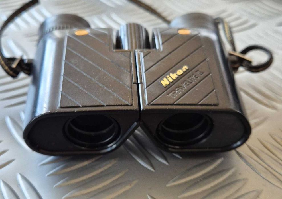 Бинокъл Bushnell Insta Focus 7x35, Nikon Travellite II