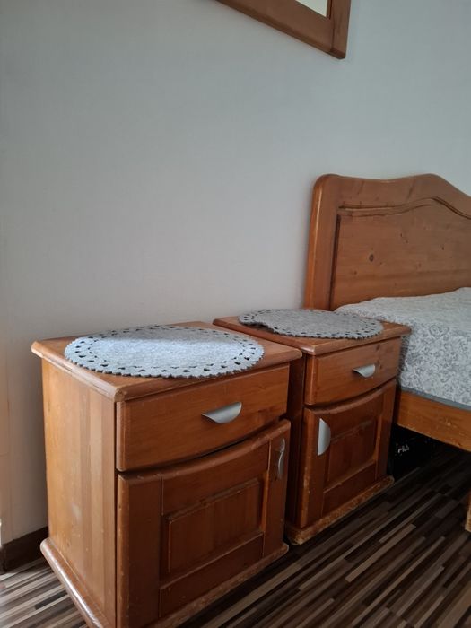 Mobilă dormitor lemn masiv