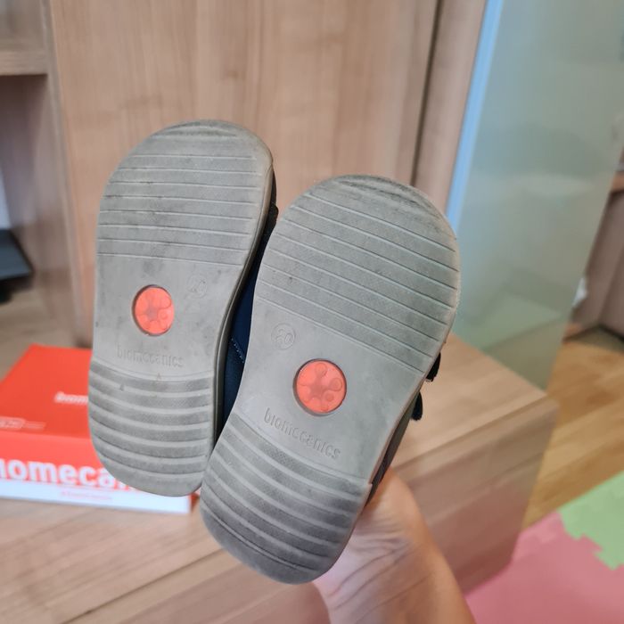 Pantofi Biomecanics, 20