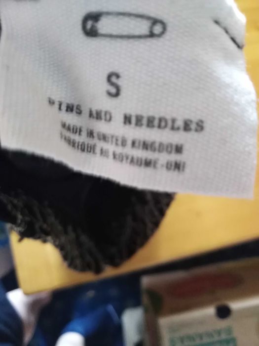 Дрехите са без забележки.Цената е на брой.