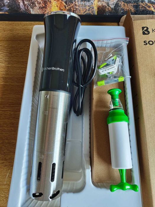 Sous Vide Уред KitchenBrothers 1200W + Вакуум Пликове и Помпа