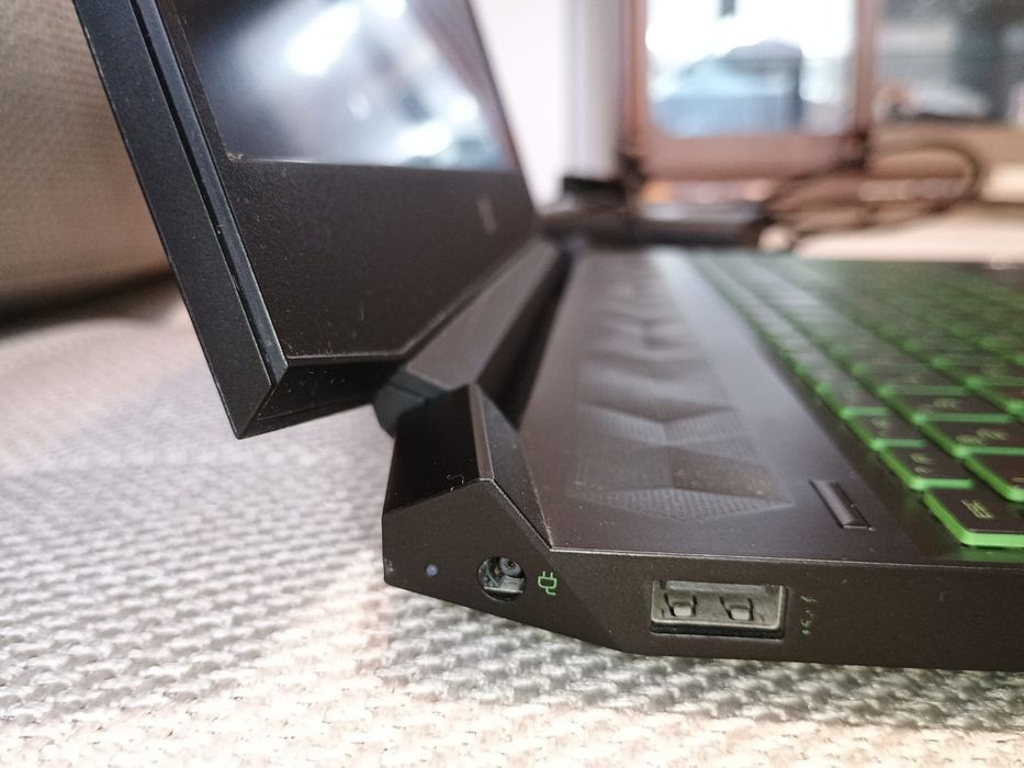 Гейминг лаптоп HP Pavilion 15 RTX 3050